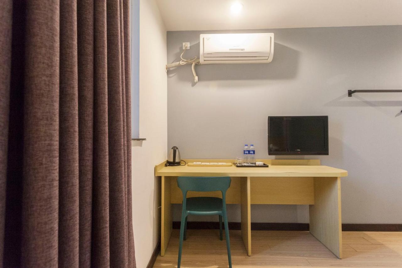 Weijing Express Hotel Changshu Ngoại thất bức ảnh
